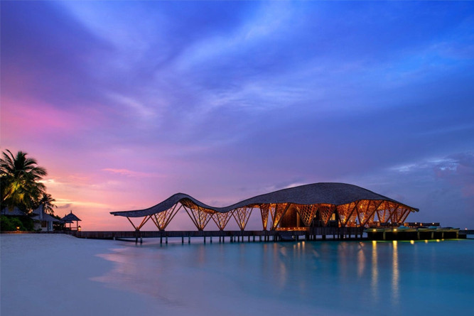 Holiday Inn Resort Kandooma Maldives